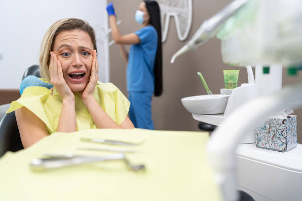 Best Broken or Cracked Tooth Emergency Dentist in Laguna Beach, FL